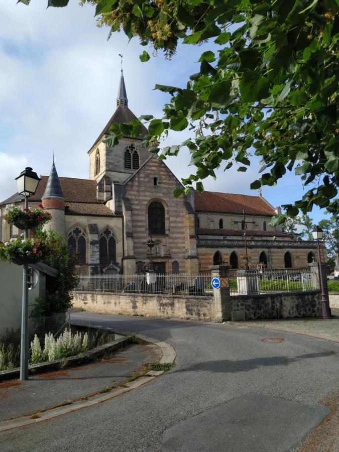 Insolite Maison Bois, Wifi, Streaming Au Coeur De L'Argonne Et Des Batailles De Verdun Chaudefontaine (Marne) Exterior foto