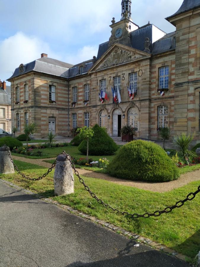 Insolite Maison Bois, Wifi, Streaming Au Coeur De L'Argonne Et Des Batailles De Verdun Chaudefontaine (Marne) Exterior foto